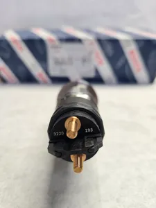 0-986-435-518 INJECTOR | BOSCH | 6.7L INJECTOR PICK-UP FOR TRUCK (NEW) — 3
