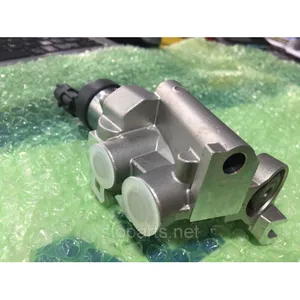 DEUTZ Fuel pressure regulator 02113830, 211 3830 BOSCH — 4