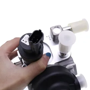 High Pressure Fuel Injector Pump 33100-2F000 0445010544 for Hyundai Santa Fe KIA Sorento Sportage — 2