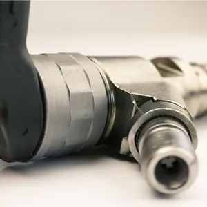 Industrial Injection Reman Stock 6.6 LMM Duramax Injectors — 3