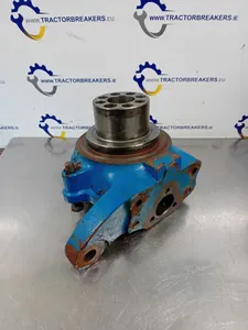 FORD 8240 FRONT AXLE LHS SWIVEL HOUSING 1-33-741-662, 81863154, CAR125157, 19011 — 3