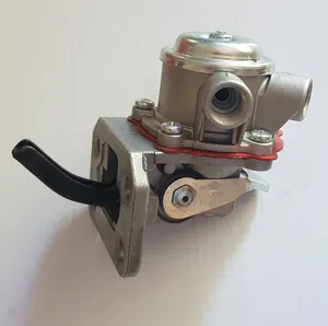 Fuel lift pump / Pompe d’alimentation Massey-Ferguson — 14