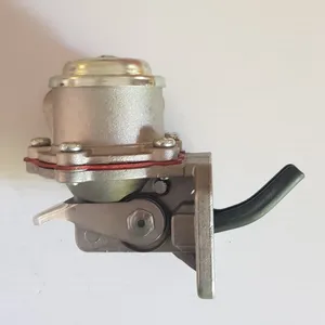 Fuel lift pump / Pompe d’alimentation Massey-Ferguson — 9