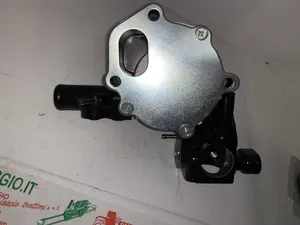 Pompa acqua Yanmar 129004-42001  modello motore  4TNV88 guarnizione inclusa TRASPORTO GRATIS — 4