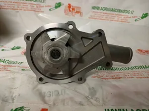 POMPA ACQUA KUBOTA 16251-73034, 16241-73034 MODELLO D1105 BOBCAT — 3