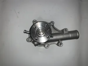 POMPA ACQUA KUBOTA 16251-73034, 16241-73034 MODELLO D1105 BOBCAT — 2