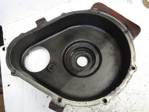 Ditch Witch 169-012 Ground Drive Gearbox Housing Cover 375-143 off 3500DD 3700DD Trencher — 8