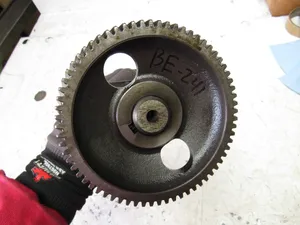 Kubota 17331-16010 17331-16150 Camshaft & Timing Gear to certain D1403 — 5