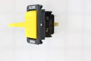 17474 SWITCH SPDT TOGGLE 19 SPD C / O YELLOWL