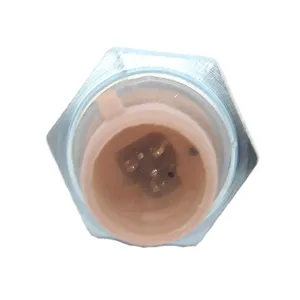 Sensor 1807369C2 for Navistar Engine DT466E I530E DT466 530 HT530 — 5