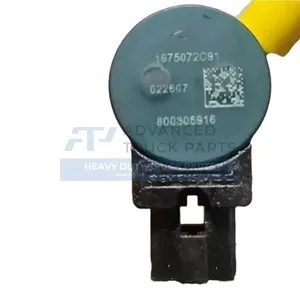 1875072C91 Genuine International Fuel Injector — 4