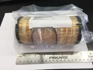 Fuel filter / Filtre à gasoil CAT — 4