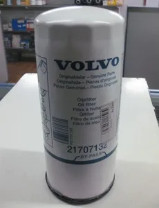 Engine oil filter / Filtre à huile moteur Volvo — 2