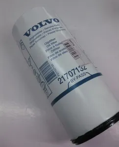 Engine oil filter / Filtre à huile moteur Volvo — 3