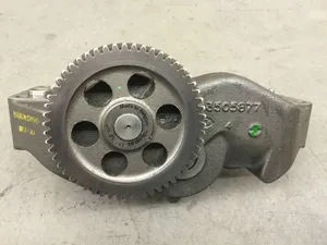 Oil pump / Pompe à huile moteur