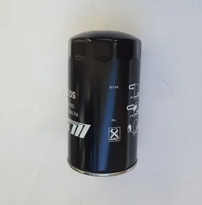 Engine oil filter / Filtre d’huile moteur Perkins — 12