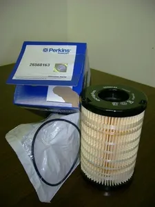 Fuel filter / Filtre à gasoil Perkins