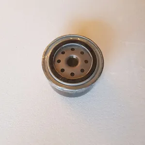 Oil filter / Filtre à huile moteur Deutz