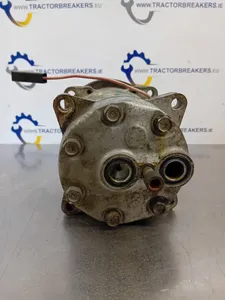 MASSEY FERGUSON 6190 AIR CONDITIONING COMPRESSOR 3782613M2, 3712528M2 — 6