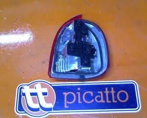 Piloto Trasero Izquierdo — 2