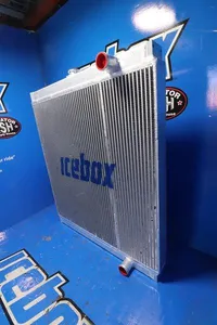 450585 - Radiator — 9