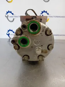 NEW HOLLAND TS135A AIR CONDITIONING COMPRESSOR 47808999, 84593795, 87709785, 87802912 — 4