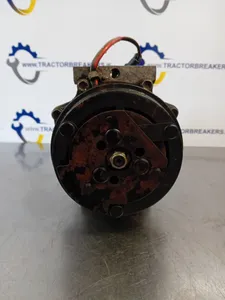 NEW HOLLAND TS135A AIR CONDITIONING COMPRESSOR 47808999, 84593795, 87709785, 87802912 — 5