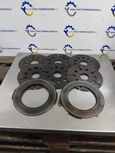 FORD 7840 BRAKE DISC SET 48032945, 48032943, 83956599, 83989830, 87518036, E6NN2A097AA, E9NN2A097BA, 81866478, 83997678, 84344766, E9NN2N315CA, E9NN2N315CB