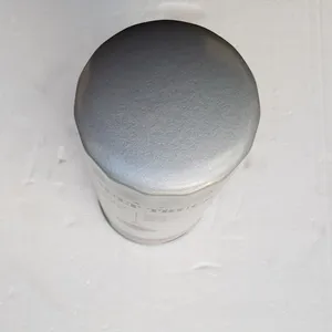 Oil filter / Filtre d’huile moteur Renault V.I. — 18