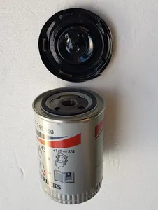 Oil filter / Filtre d’huile moteur Mann Filter — 16