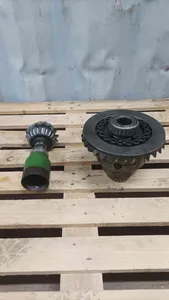 JOHN DEERE 6155R FRONT AXLE DIFF CROWN WHEEL AND PINION SET Z=14/31 STAMPED NO- 750.04.033.01 — 2