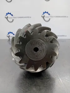 JOHN DEERE 6920 FRONT AXLE BEVEL GEARS & DIFFFERENTIAL Z=14/31 7500403301, 7500403401, AL160170, 7500400861, L110634, T116851, L110635 — 7