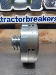 FORD 8210 PTO CLUTCH 83924795, E0NNN707AA — 2