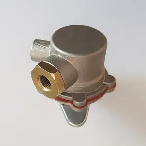 Fuel lift pump / Pompe d’alimentation JCB — 14