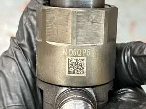 2013 Detroit DD13 BOSCH 0150 Fuel Injector A4710700387 — 3