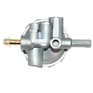 Aftermarket New Fuel Filter Assembly AM876411 AM875142 for John Deere Lawn & Garden Tractors X495 X595 415 425 445 455 670 770 — 6