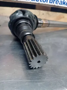 JOHN DEERE 6400 FRONT AXLE DRIVE SHAFT Z=16 S=21 AL78215, AL110349, L79727, L110240 — 2