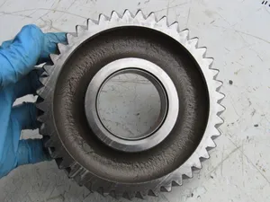 Timing Idler Gear AT24252 T26322 John Deere Tractor — 9