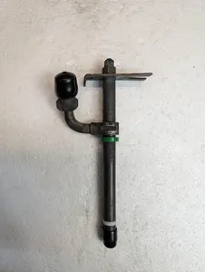 New John Deere 400/3020/4020/4520 Fuel Injector # 27333