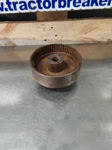 FORD 5000 PTO CLUTCH HOUSING Z=60 S=21 D5NNN751A, D5NNN707A — 2