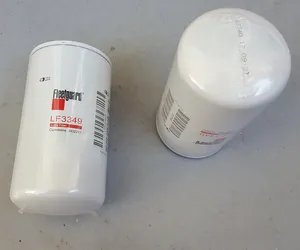 Oil filter / Filtre à huile moteur Cummins — 5