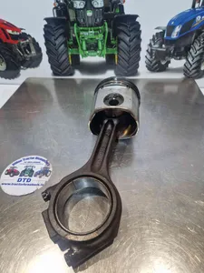 JOHN DEERE 6320 CONNECTING ROD RE500608 , R500335