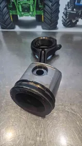 JOHN DEERE 6320 CONNECTING ROD , RE500608 , R500335 — 4
