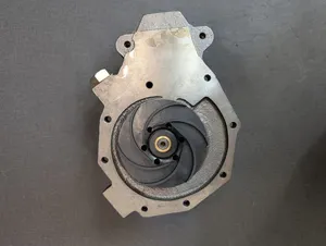 JOHN DEERE 4.5L WATER PUMP # RE505980 — 6