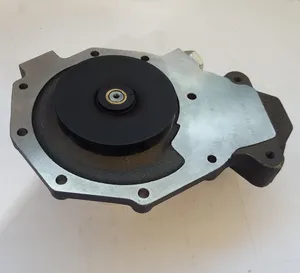 Water pump, cooling / Pompe de refroidissement John Deere — 10
