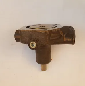 Water pump, cooling / Pompe de refroidissement Manitou moteur Perkins — 15