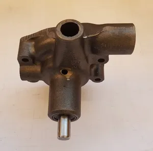 Water pump, cooling / Pompe de refroidissement Manitou moteur Perkins — 19