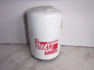 Engine Coolant, Filter / Filtre liquide de refroidissement — 3